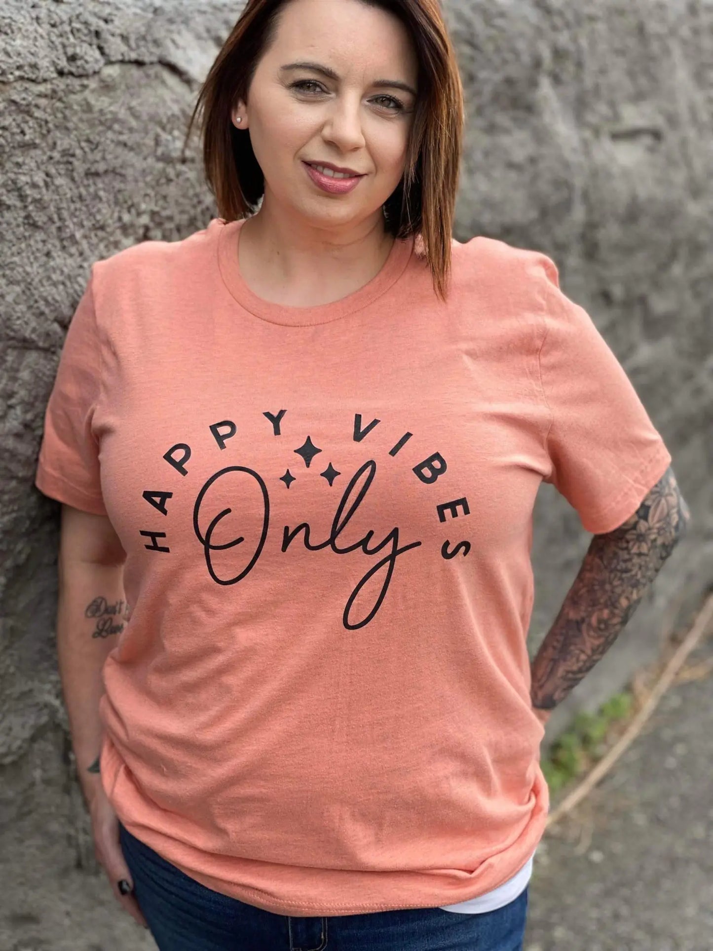 Happy Vibes Only Tee